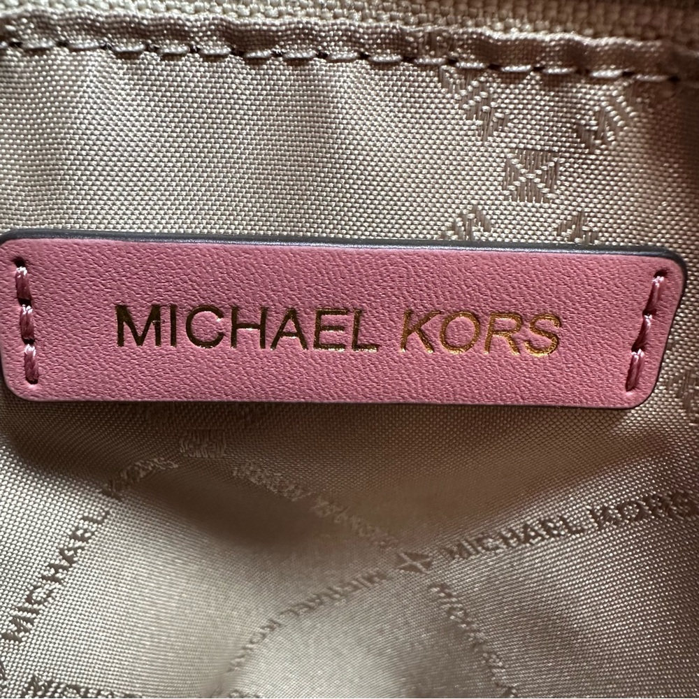 Michael Kors Maeve Logo Convertible Tote NWOT - Picture 14 of 16